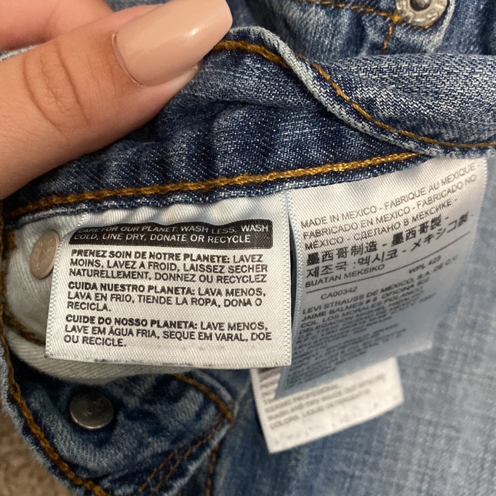Men’s 527 Levi Jeans - Picture 8 of 9